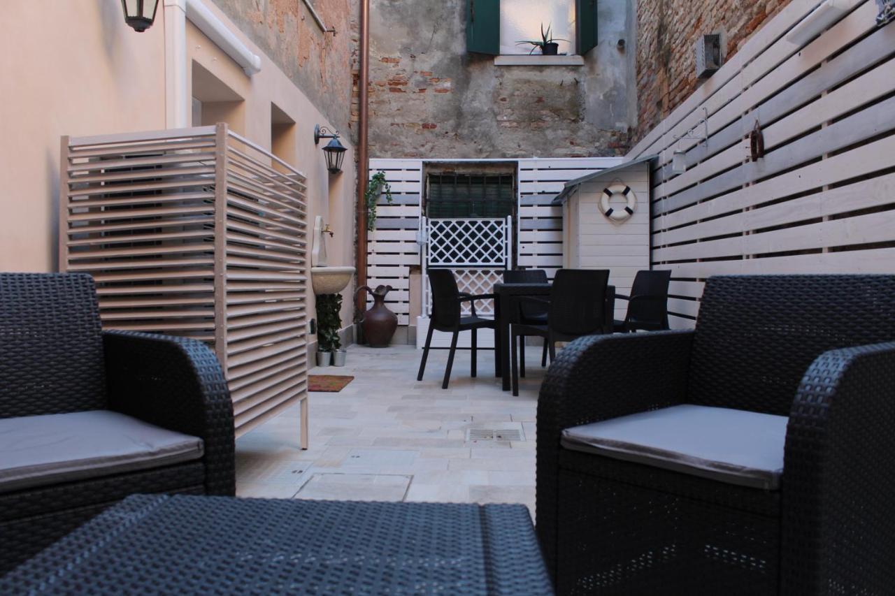La Corte Segreta Venice Luaran gambar